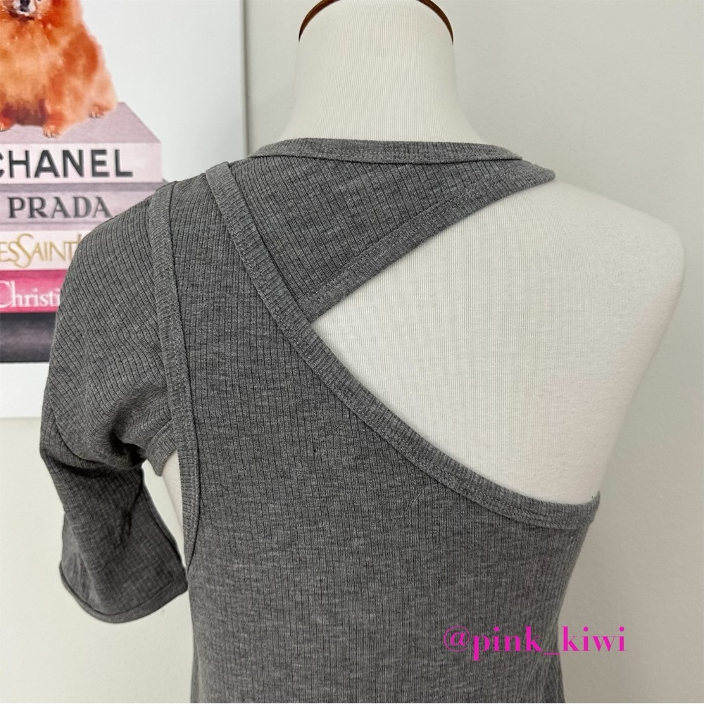 RtA Azalea Ribbed Cutout Top - Picture 12 of 17